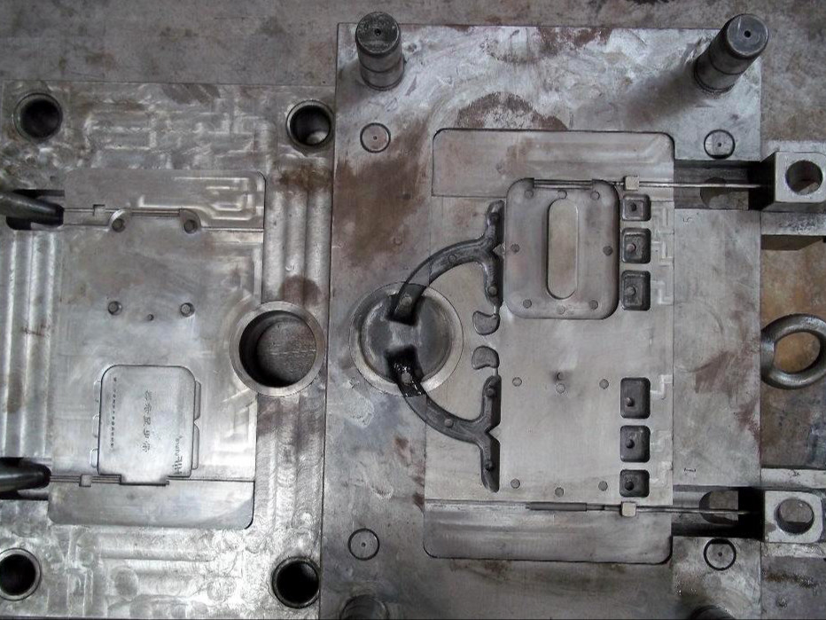 壓鑄模具技術(shù)標準 